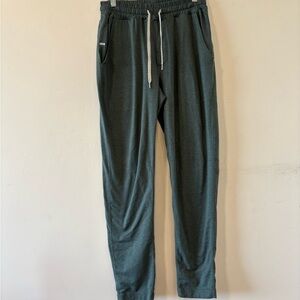 Vuori Pants Mens M Green Drawstring Ponto Performance Jogger Sweatpants Gym Run
